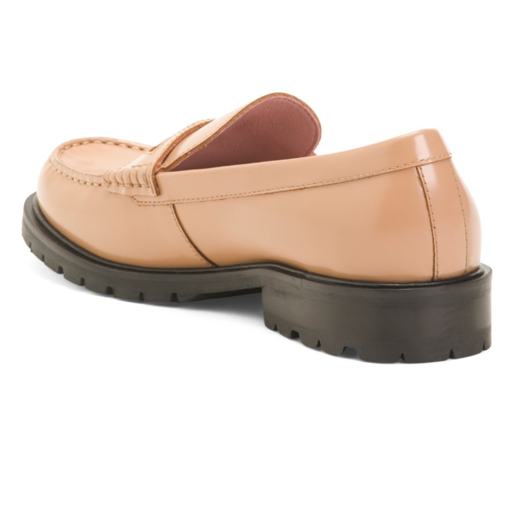 š 1 hour sale. NWT. Free People, size 6.5, Tan Leather Loafers - Picture 2 of 8
